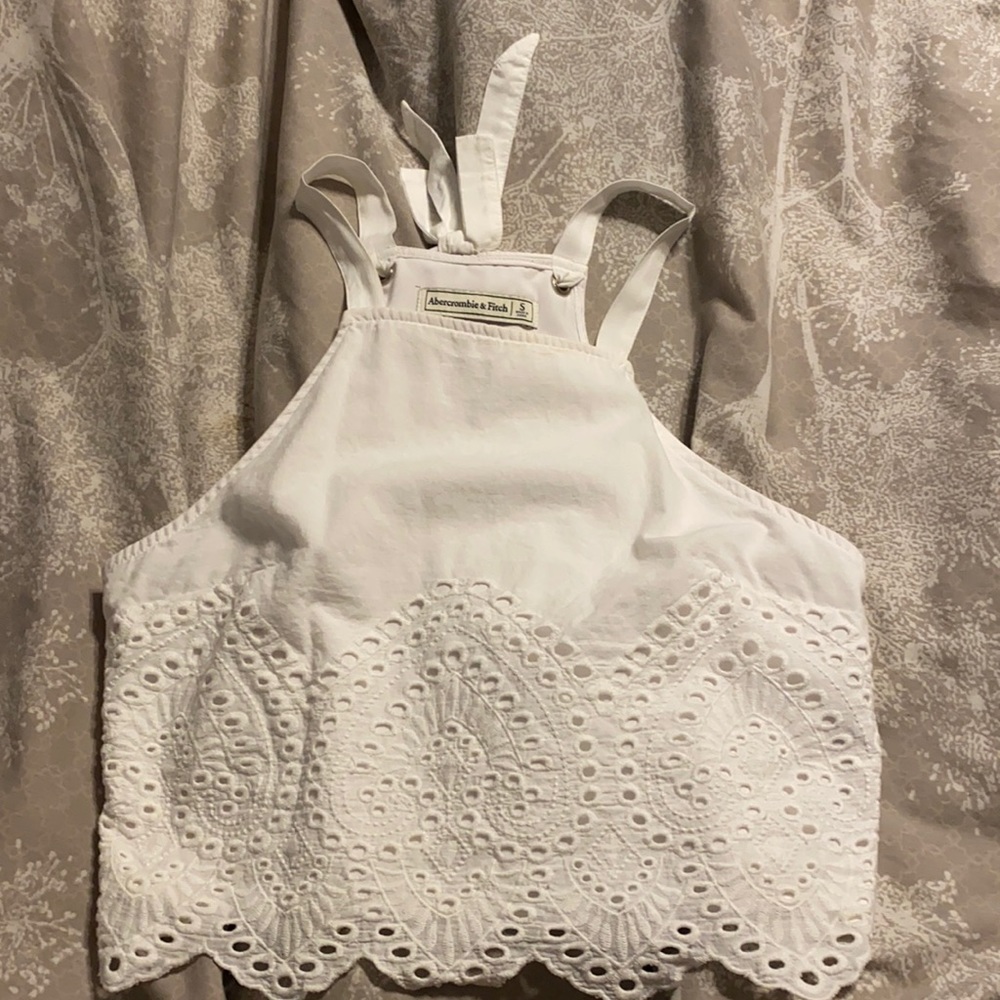 White crop top